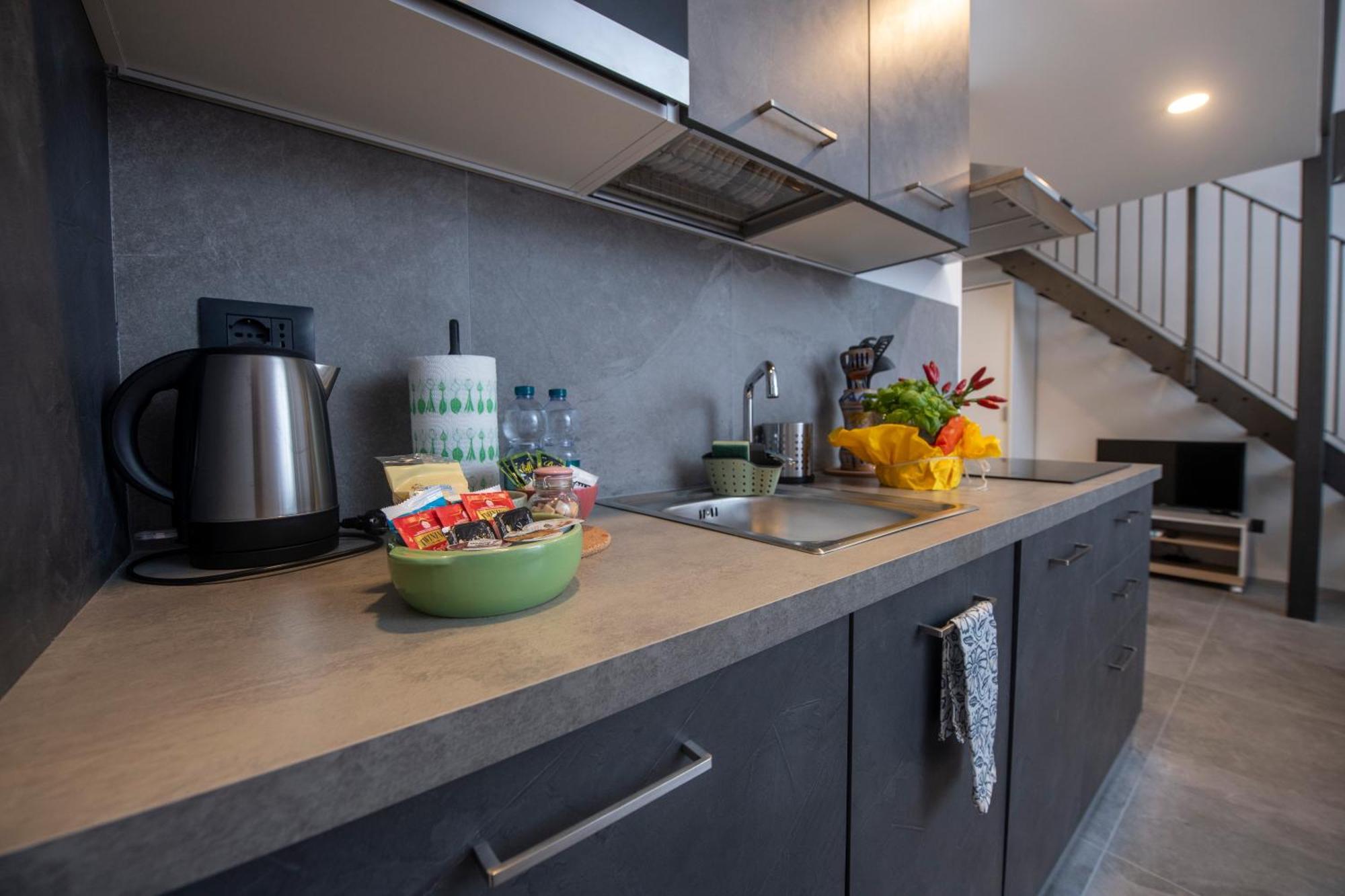 258 - The Loft In Largo Zecca - Luxury Nel Cuore Di Genova ภายนอก รูปภาพ