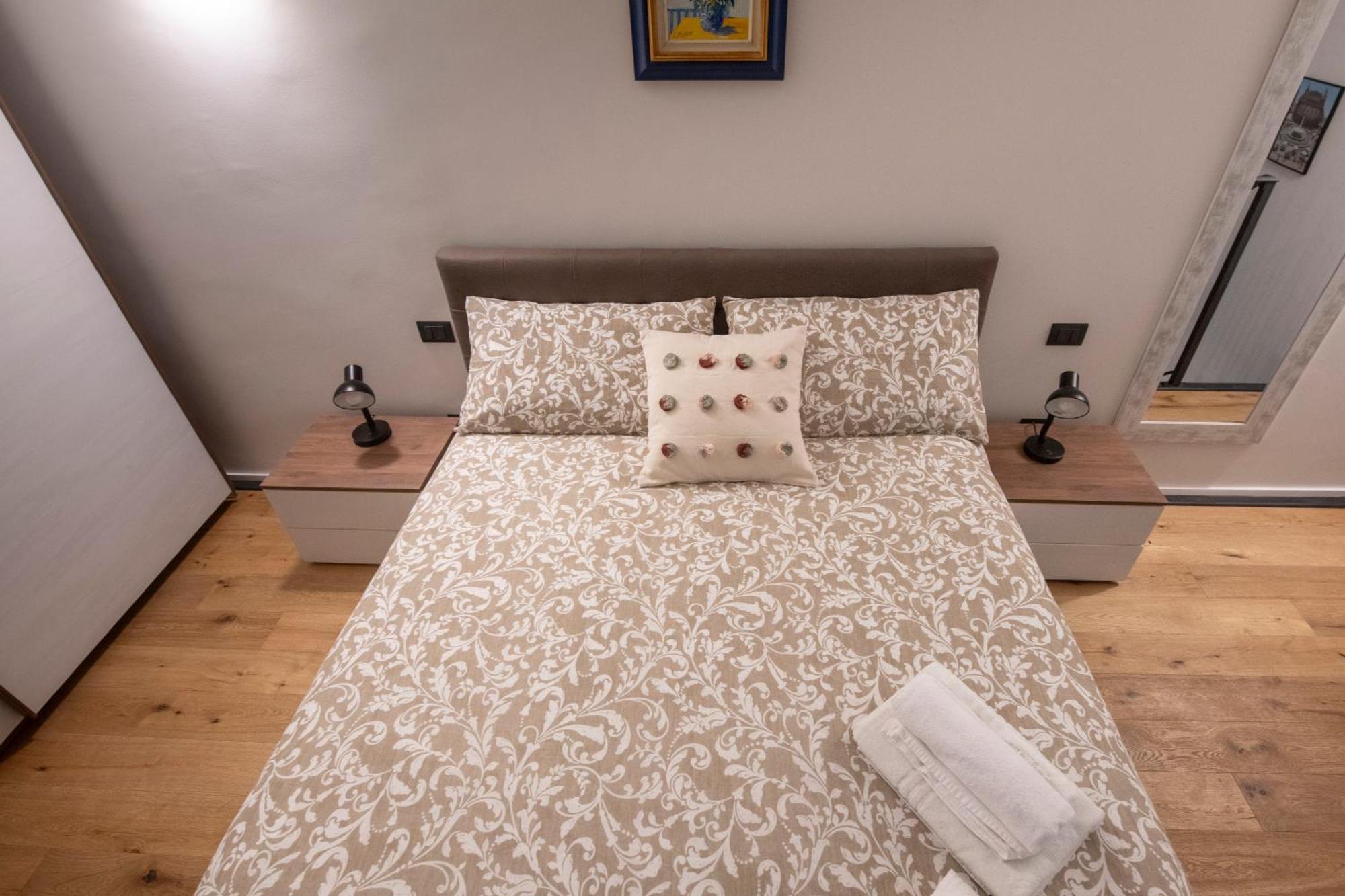 258 - The Loft In Largo Zecca - Luxury Nel Cuore Di Genova ภายนอก รูปภาพ